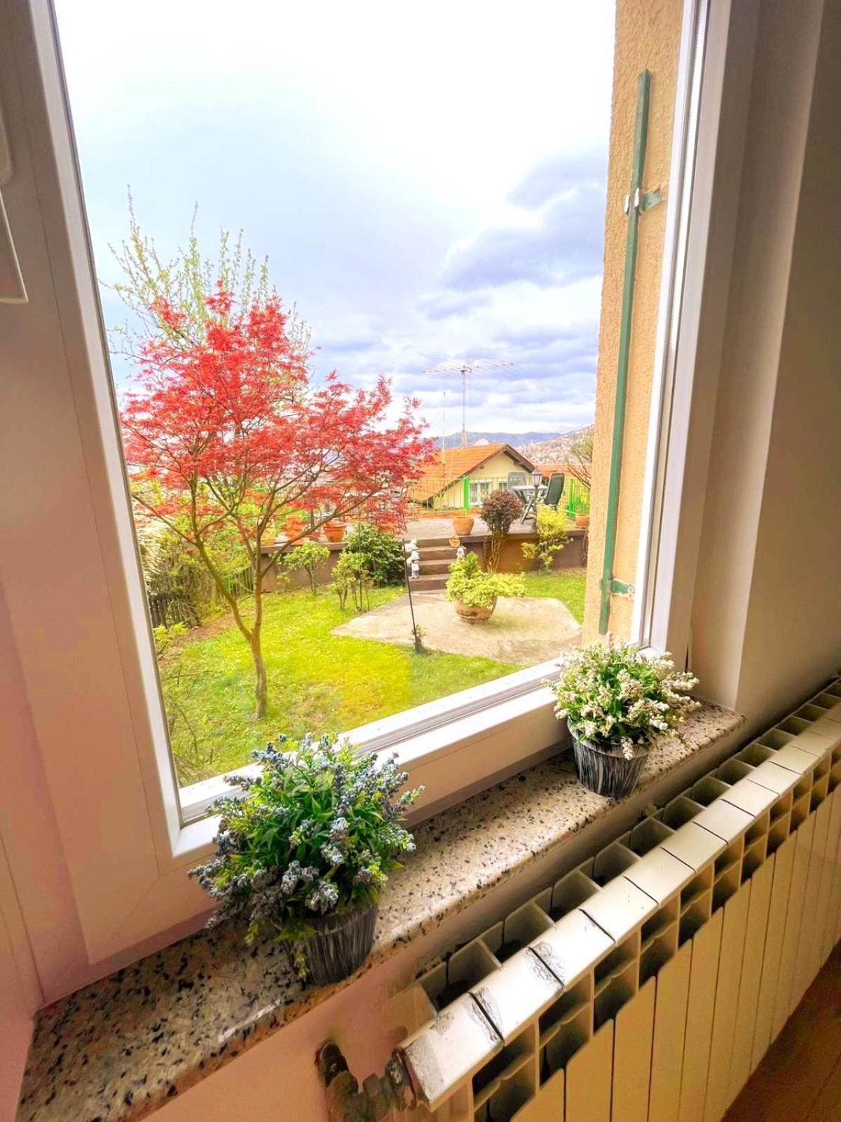 Апартаменты Garden Free Parking Сараево Номер фото